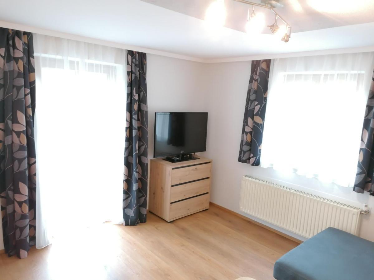 Ferienwohnung Holzer ซังคท์มิคาอิลอิมลุงเกา ภายนอก รูปภาพ