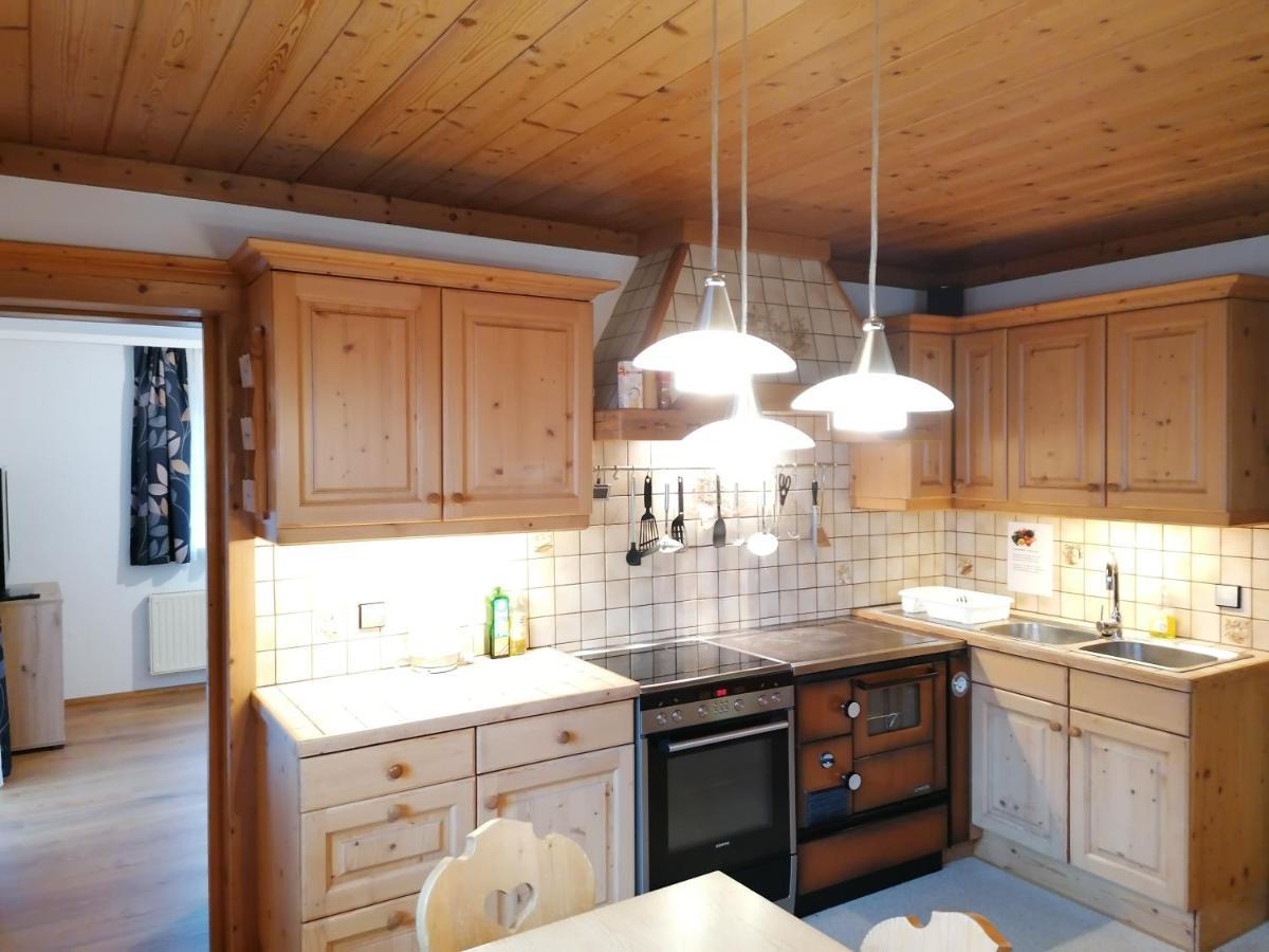 Ferienwohnung Holzer ซังคท์มิคาอิลอิมลุงเกา ภายนอก รูปภาพ